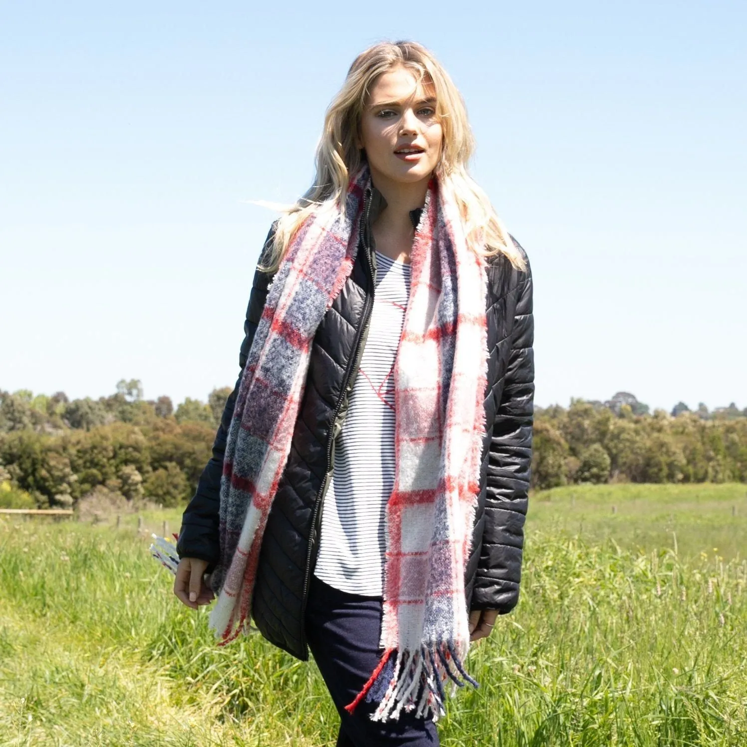 Betty Basics Polar Check Scarf in Pink