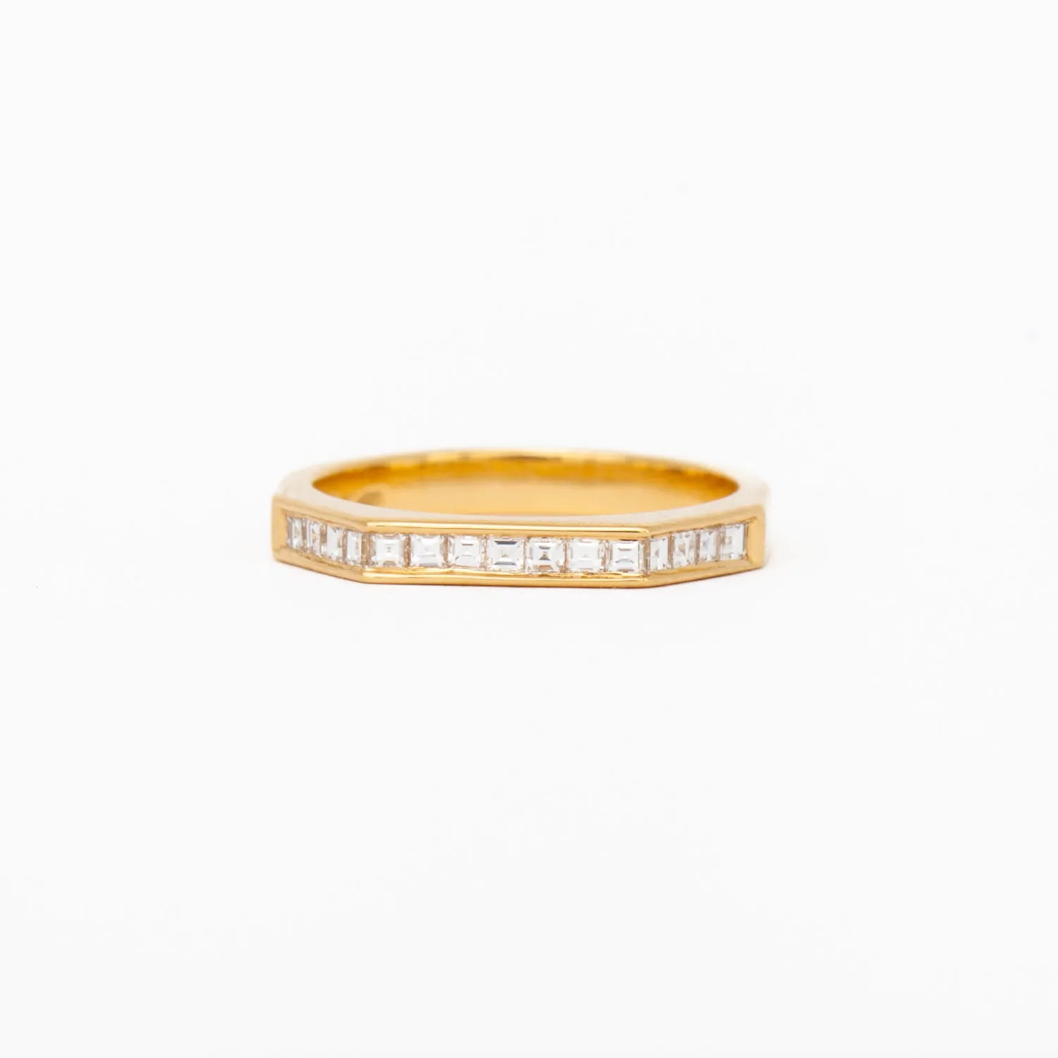 Carre Cut Diamond Band