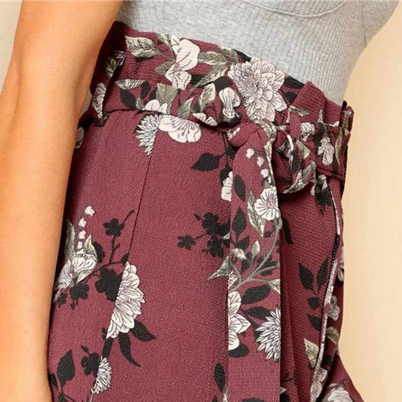 FAYE’S FLORAL BOUQUET SHORTS