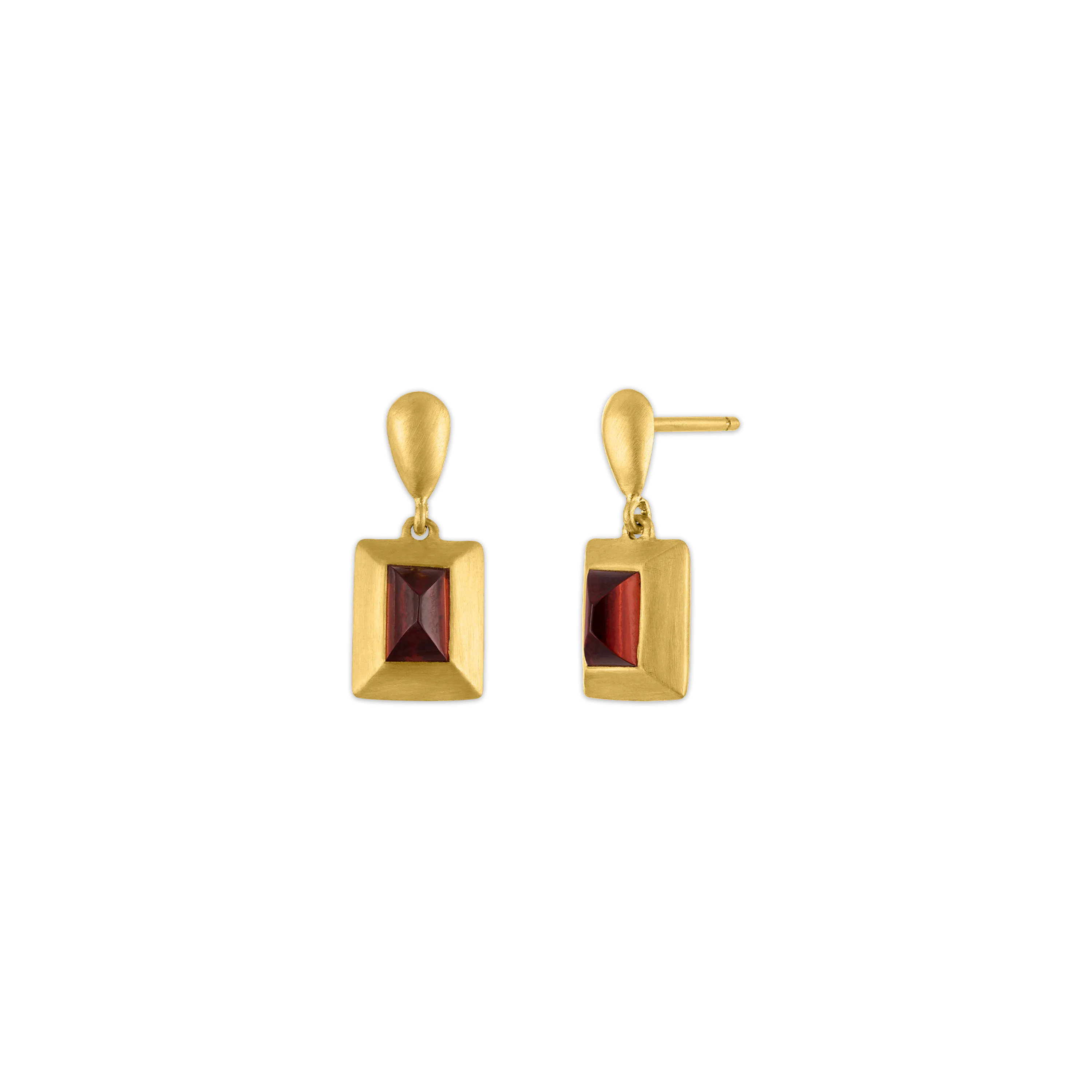 Garnet Capsa Drop Earrings