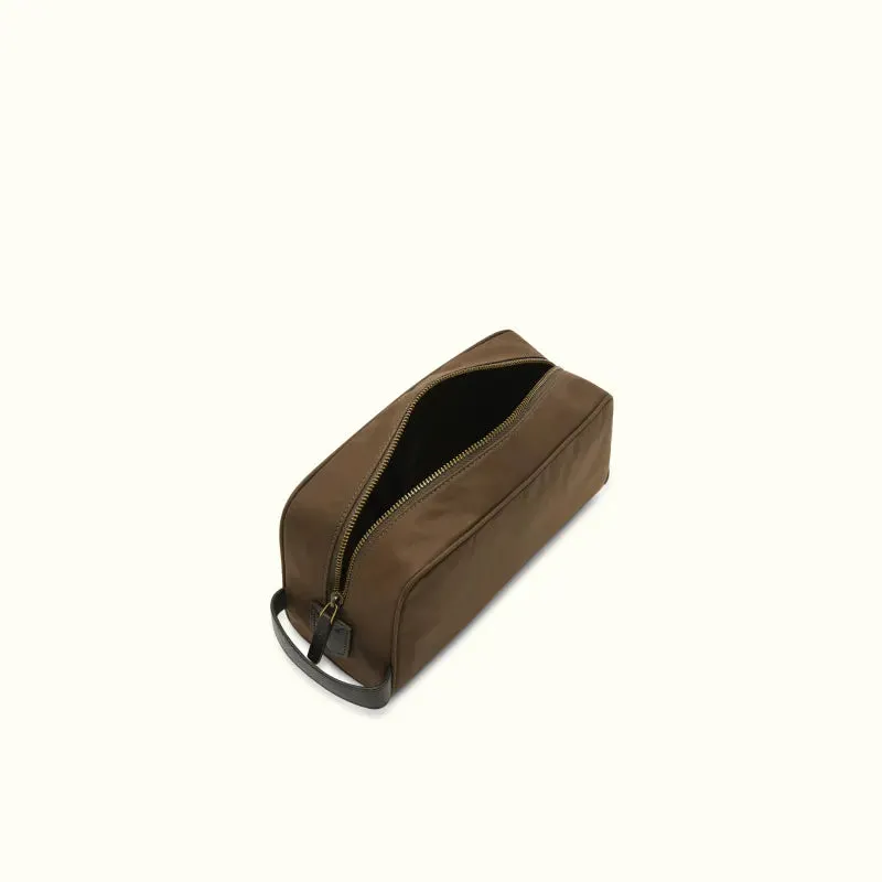 Hawkesbury Washbag - Dark Brown