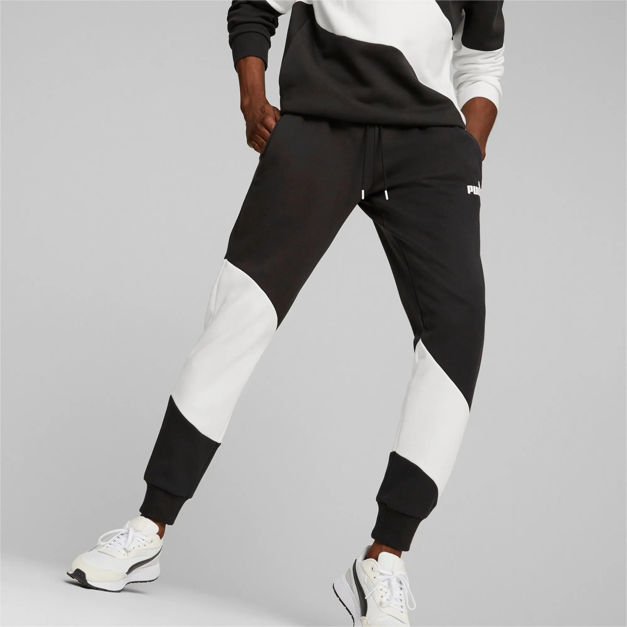 PUMA POWER Cat Sweatpants