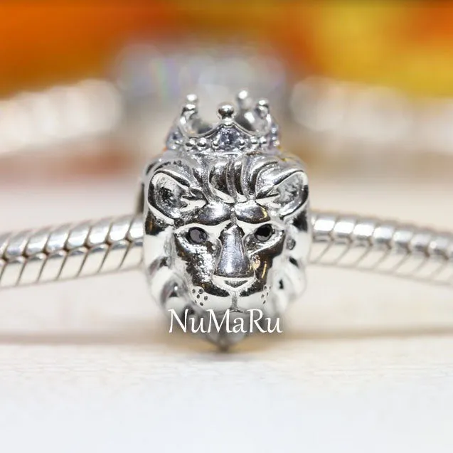 Regal Lion Charm 792199C01