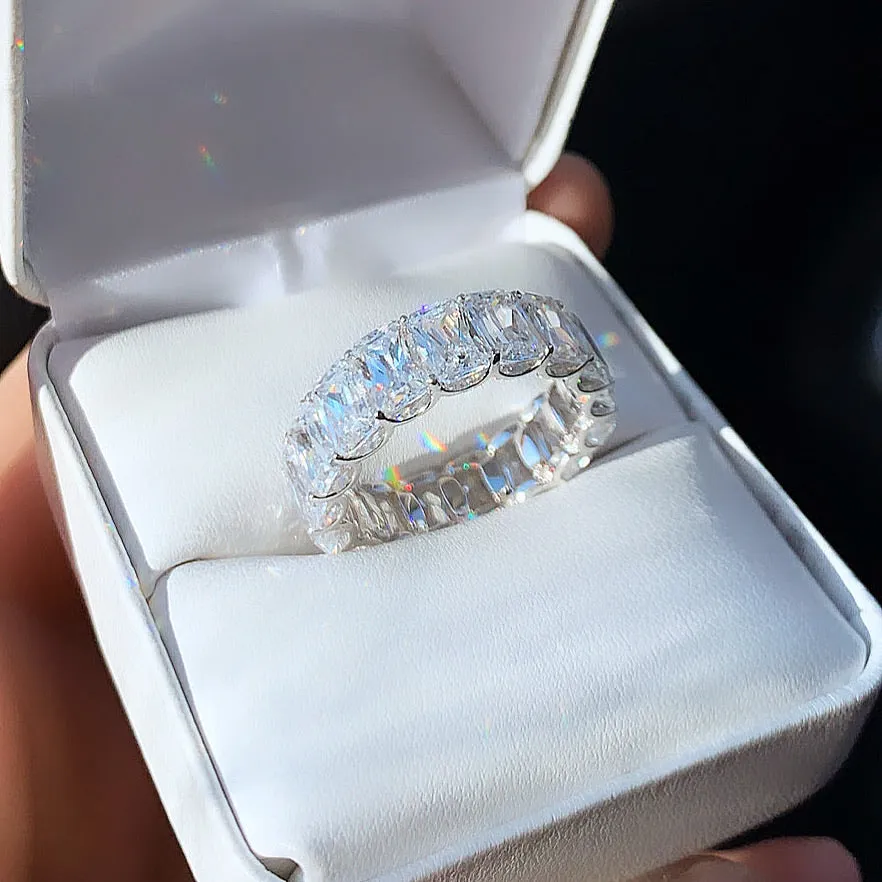 ROXANNA MOISSANITE RING