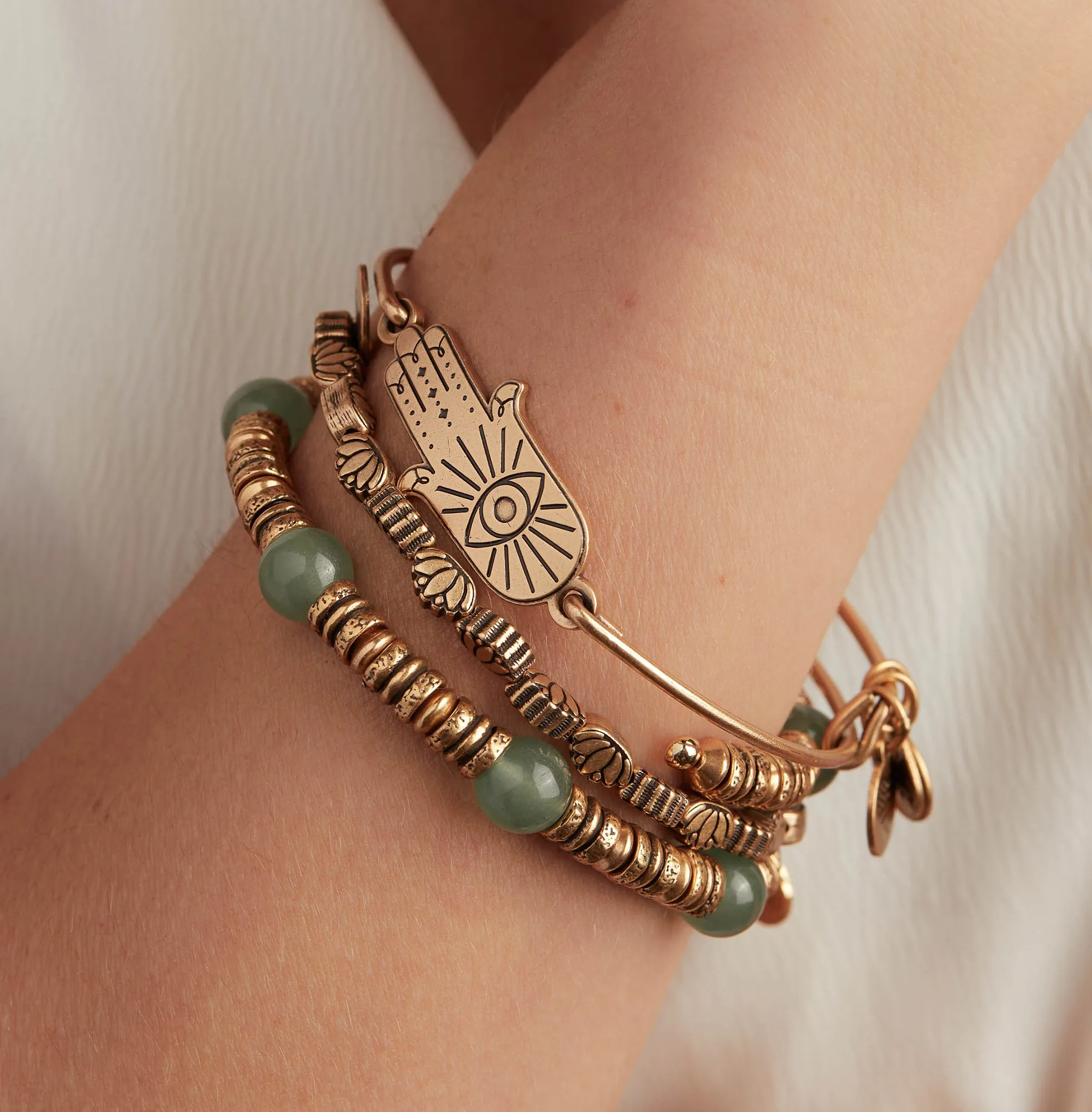 Spiritual Armor Hamsa Inline Charm Bangle