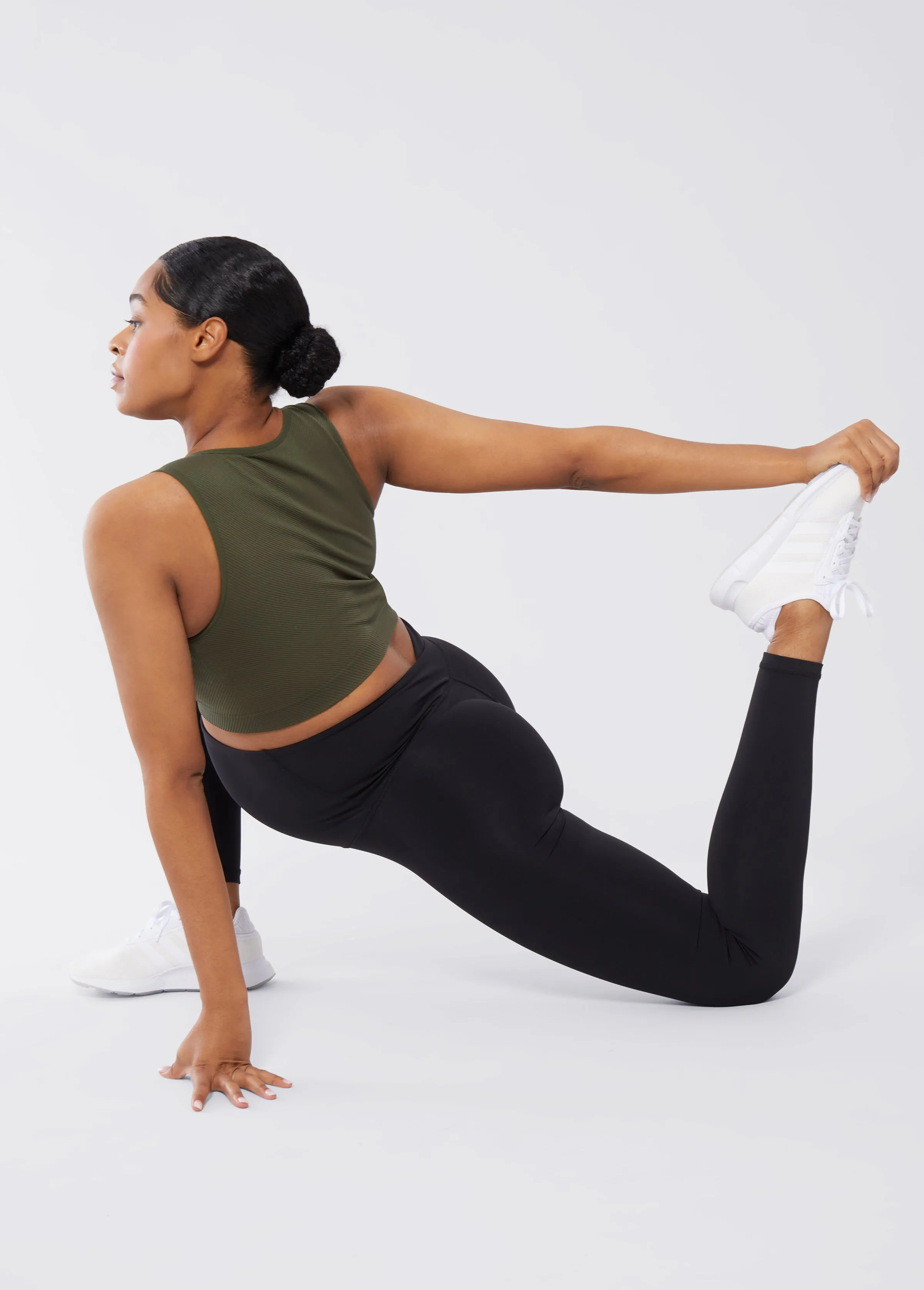 The Performance Maternity Legging