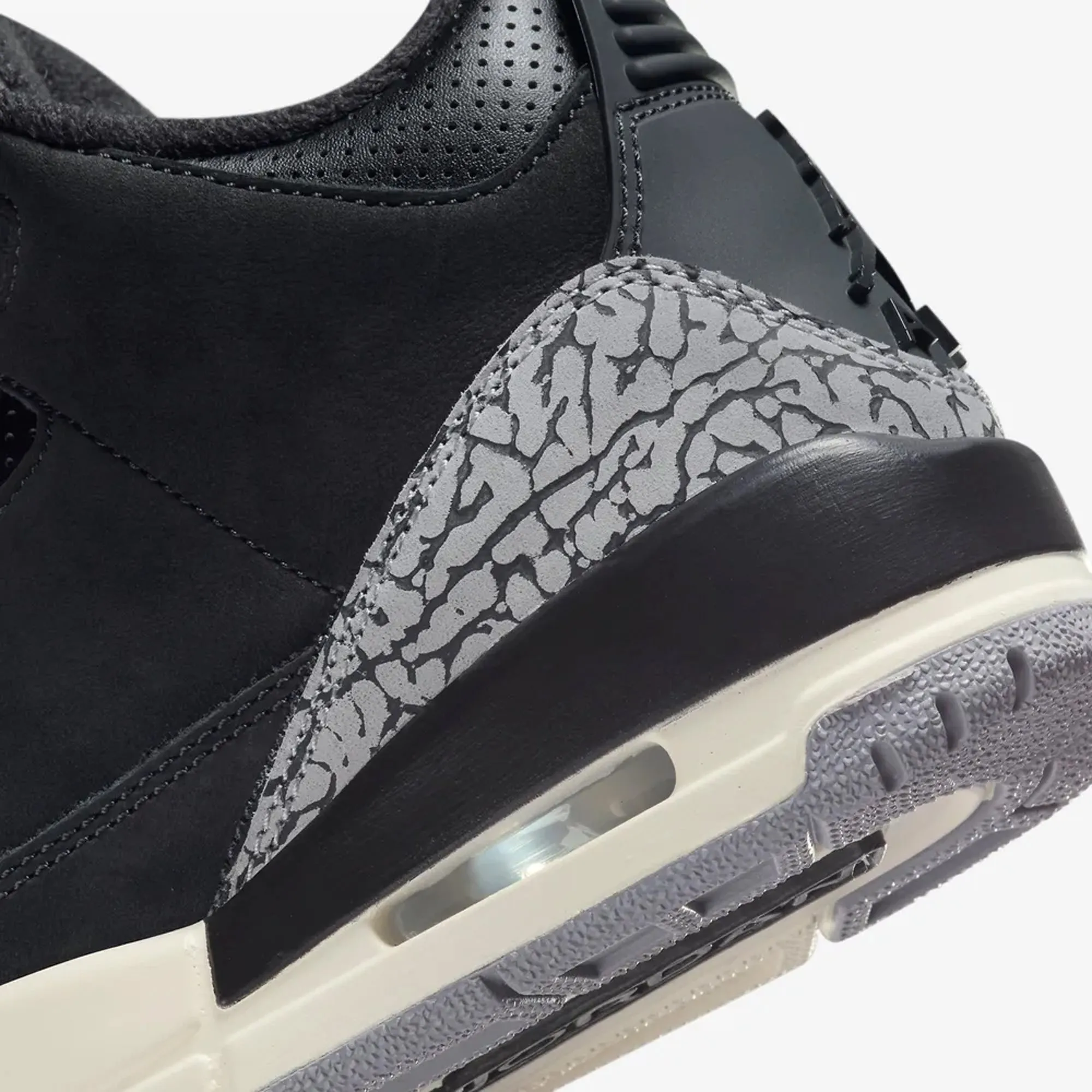 WMN'S AIR JORDAN 3 OFF NOIR 'OFF NOIR/BLACK-SAIL-CEMENT GREY'